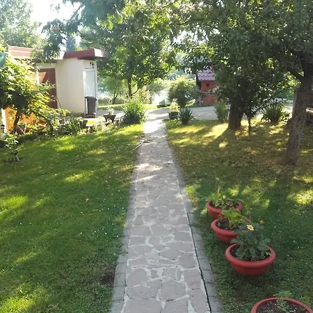 Apartment Little Green Place *
