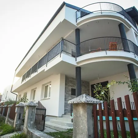 Little Green Place Apartamento Bihać