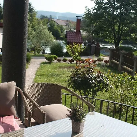 Little Green Place Apartamento Bihać