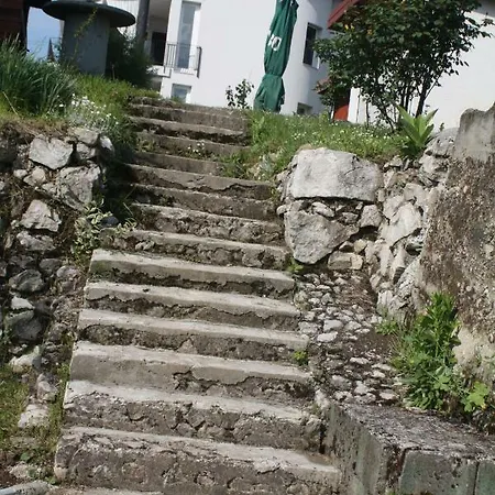 Apartamento Little Green Place Bihać