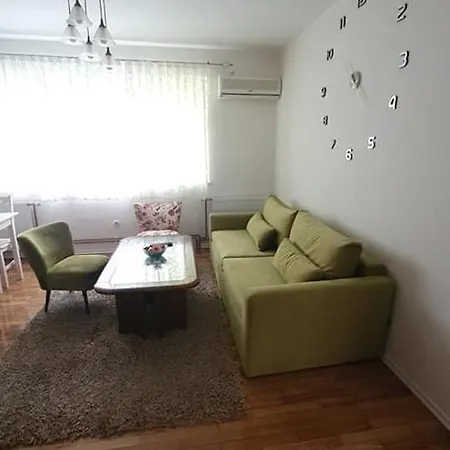 Apartment Little Green Place Bihac